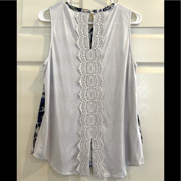 PALE SKY floral crochet top - Picture 5 of 7
